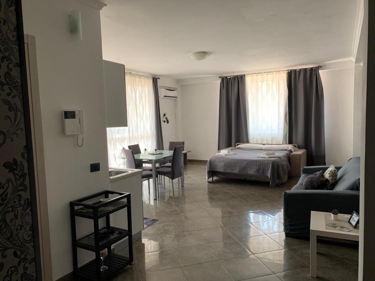 Raggio Di Sole Aparthotel San Cesareo Buitenkant foto